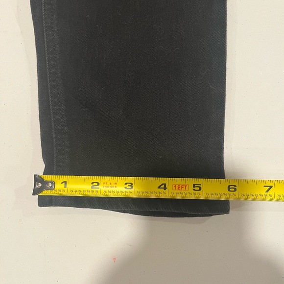 Old Navy High-Rise Wow Straight Black Jeans - Women’s Size 4 - Picture 10 of 10